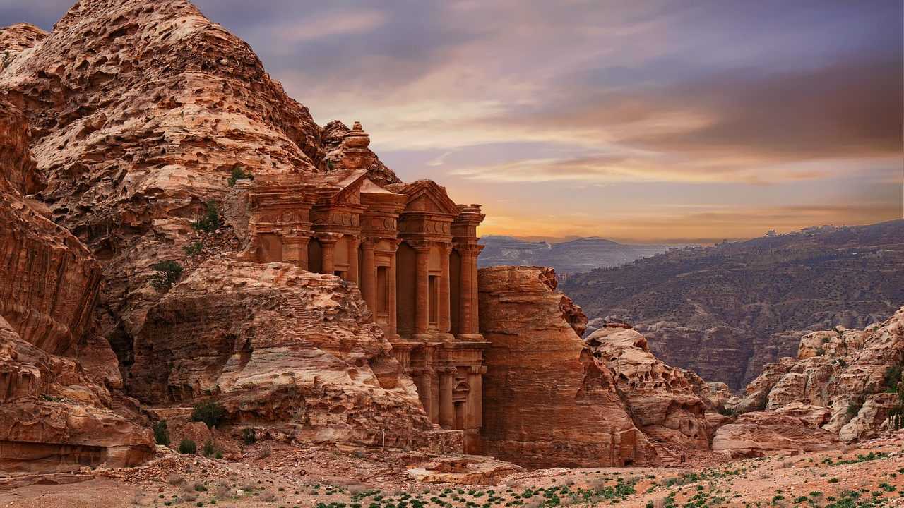 Tel Aviv to Petra